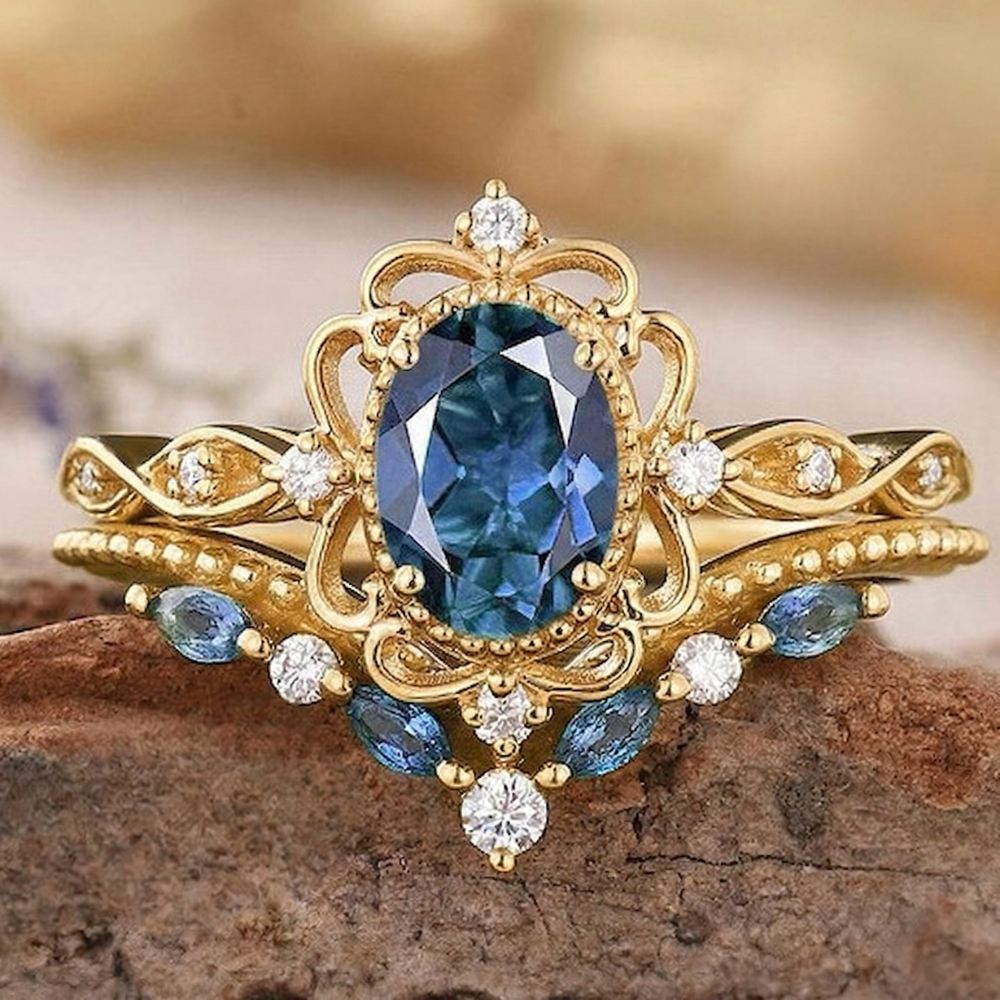 Azelia Sapphire Crown Ring Set | Gold