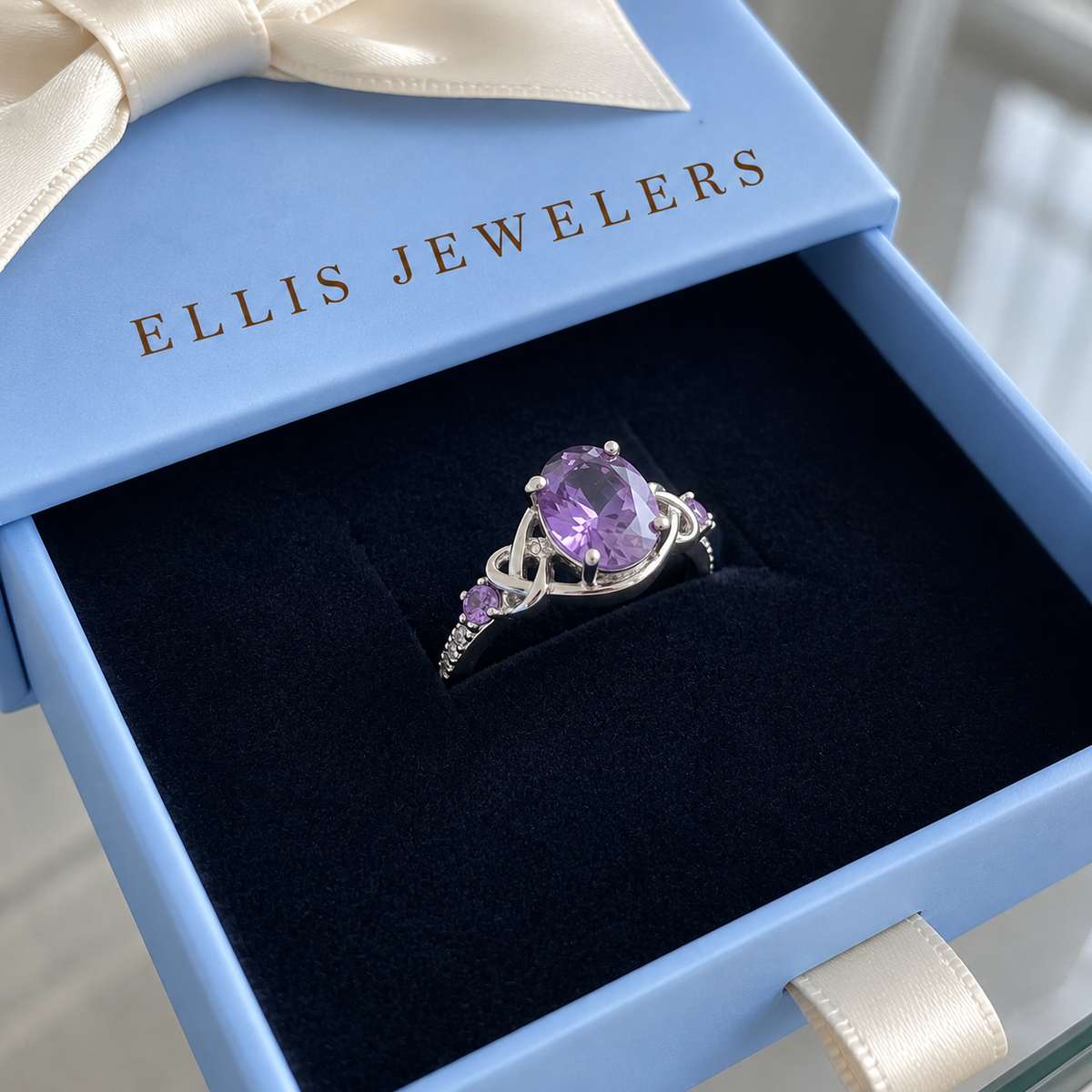 Amethyst Knot Ring | White Gold