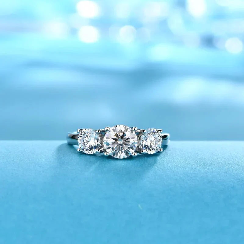 Clare Triple Stone Ring | White gold