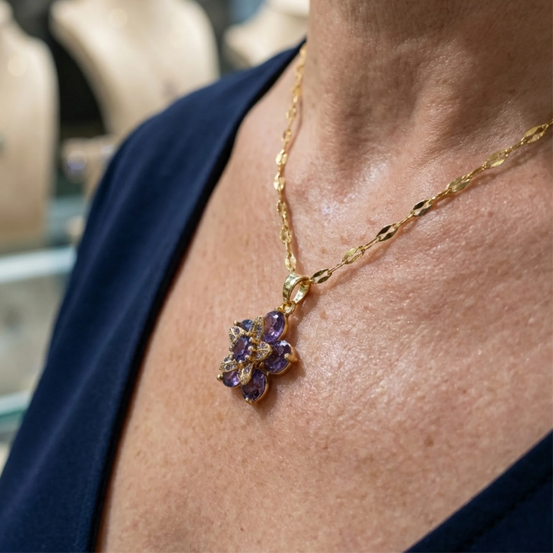 Amelyth Violet Flower Necklace | Gold