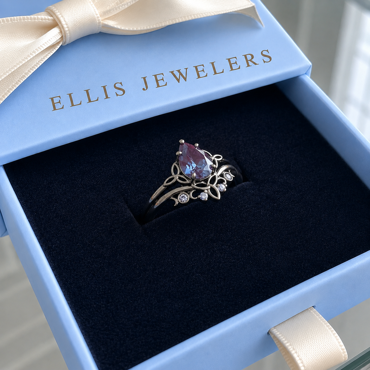 Amethyst Layers Ring | White Gold