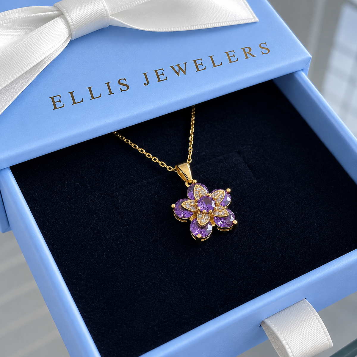 Amelyth Violet Flower Necklace | Gold